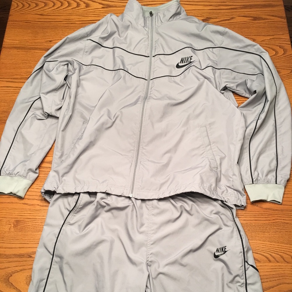VNTG Full Tracksuit Top/Bottom